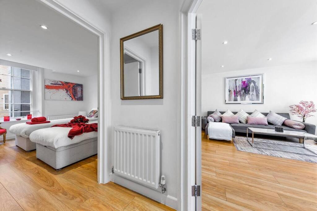 3 Bedroom Apartment In Haymarket Central London Sleep 10 Hy2 Exterior photo