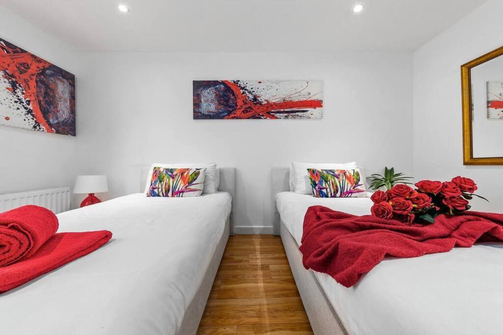 3 Bedroom Apartment In Haymarket Central London Sleep 10 Hy2 Exterior photo