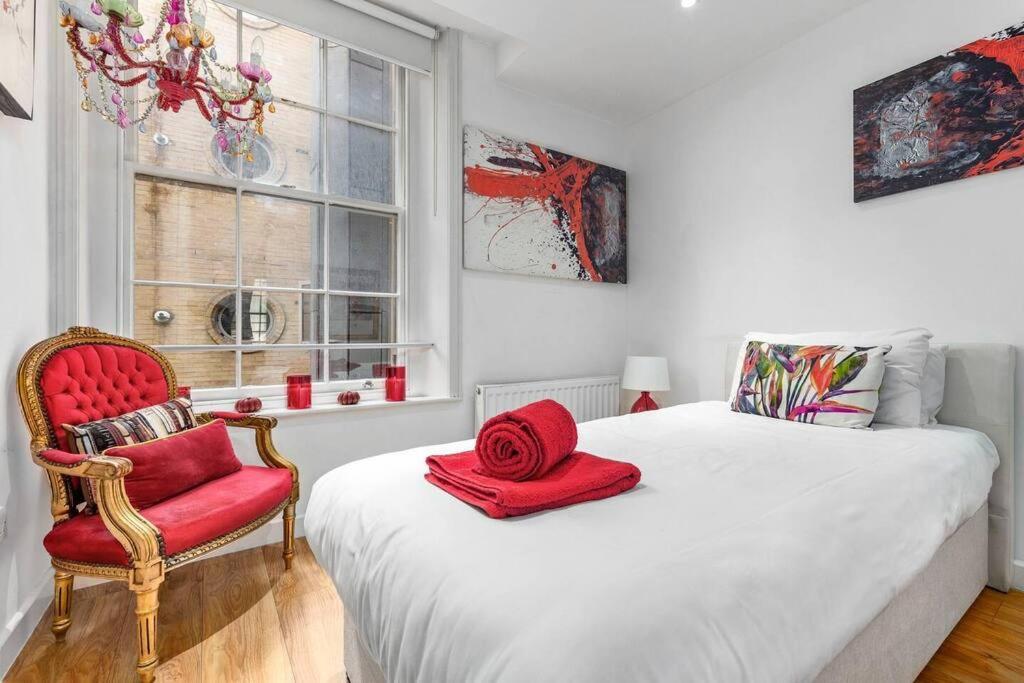 3 Bedroom Apartment In Haymarket Central London Sleep 10 Hy2 Exterior photo